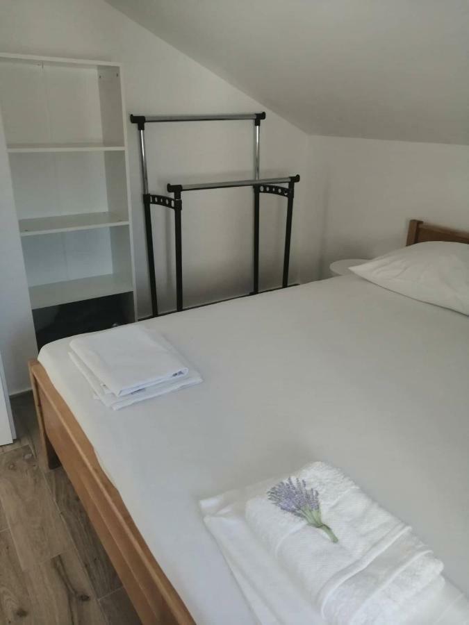 Purkovic Apartment